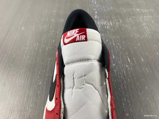 One Kick Air Chicago Retro 1 705329-600 Low Jordan 0621